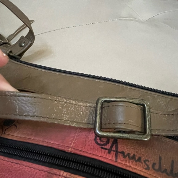 Anuschka Hand Painted Leather Bag With Coin Purse - Picture 15 of 16